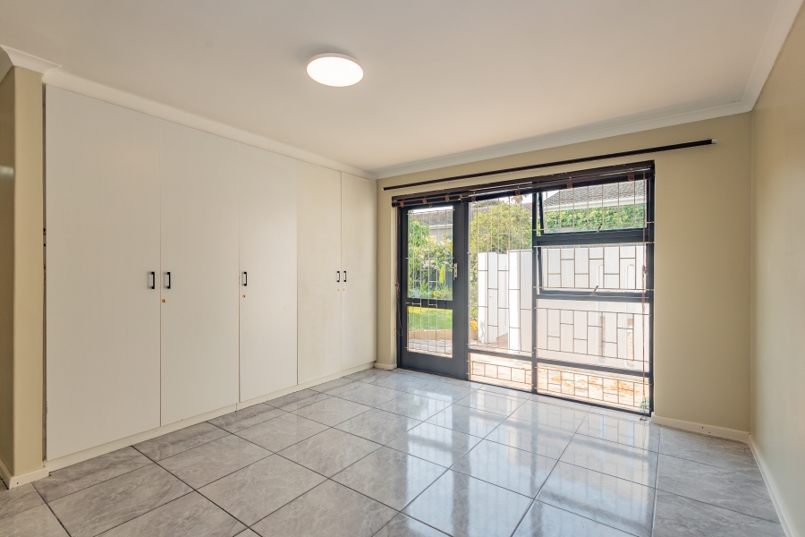 5 Bedroom Property for Sale in De Bron Western Cape